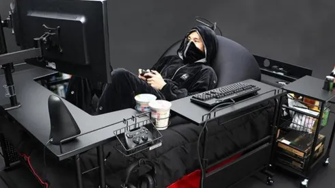 En Japón puedes comprar una cama para gamers