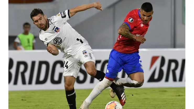 Colo Colo en su visita al Jorge Wilstermann.