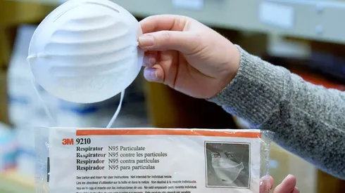 La máscara recomendada es la del tipo N95.