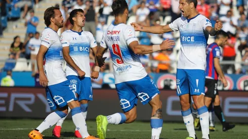 Católica quiere romper la mala estadística debutando en la Libertadores.