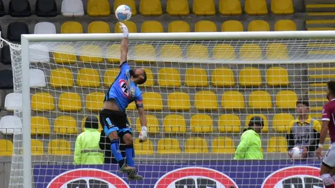 Osses admite que Cano debió ser expulsado.