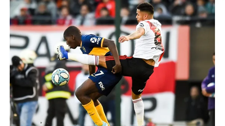 Paulo Díaz ante Boca Juniors