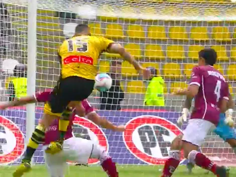 ¡Una joya! Golazo de Pinilla pone en ventaja a Coquimbo Unido ante La Serena