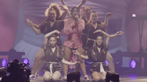 Denise Rosenthal estrena registro en vivo a horas de su show en Viña