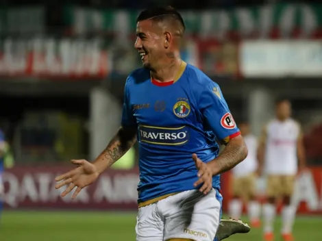 Holgado y su triplete: "No venía metiéndola, pero fue una noche soñada"