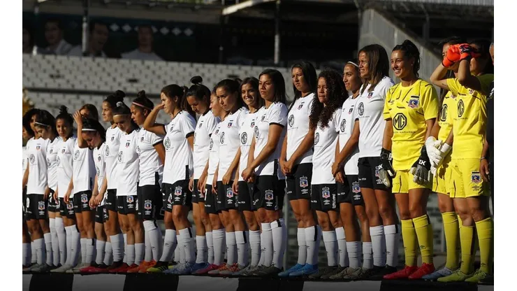 Colo Colo en la Noche Alba femenina.