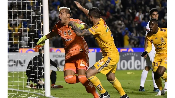 ¡Locura! cabezazo del arquero Nahuel Guzmán gol y clasificación