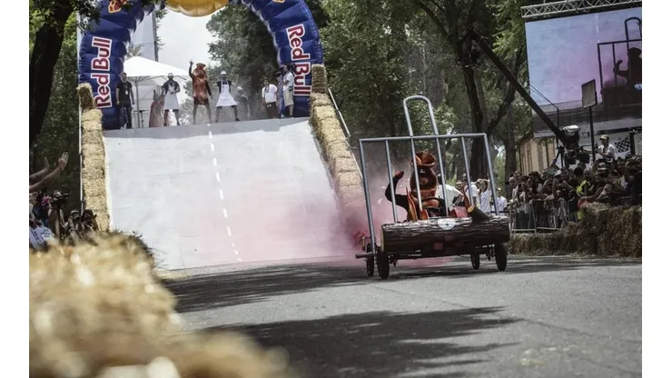 La carrera de autos locos se toma el Parque Metropolitano este 14 de marzo.