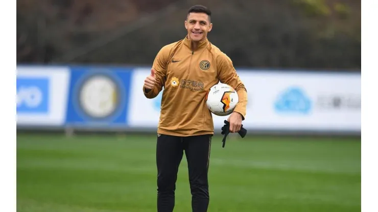 Alexis Sánchez se luce entrenando a la espera de una nueva oportunidad en el Inter