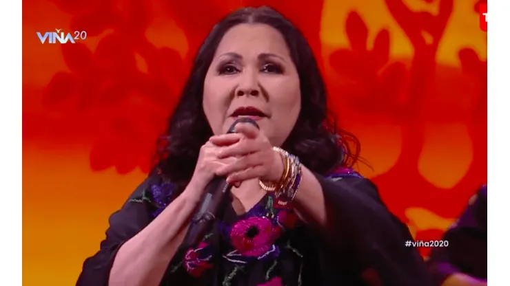 Ana Gabriel desde Viña: "Amigos chilenos, no se dejen"