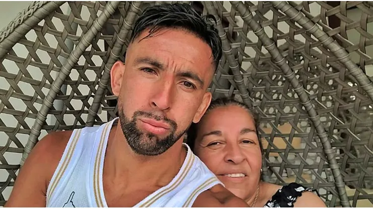 Doña María se fue pegado a su hijo del Monumental.