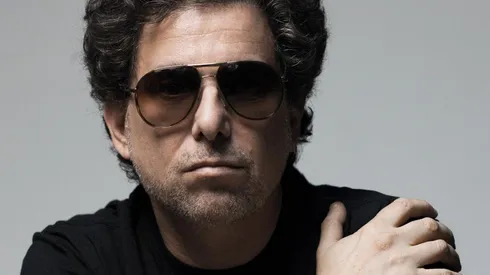 Calamaro sobre Mon Laferte: "Eso es prender fuego al escenario"