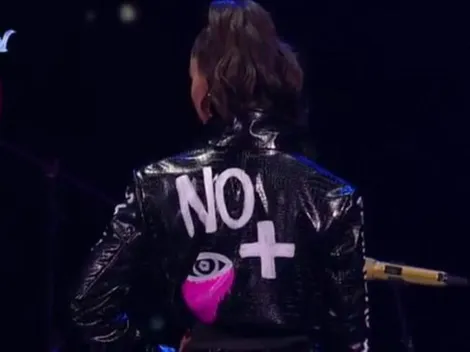 Los mensajes en homenaje a víctimas del estallido social en la chaqueta de Fran Valenzuela