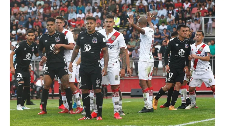 Colo Colo frente a Curicó.