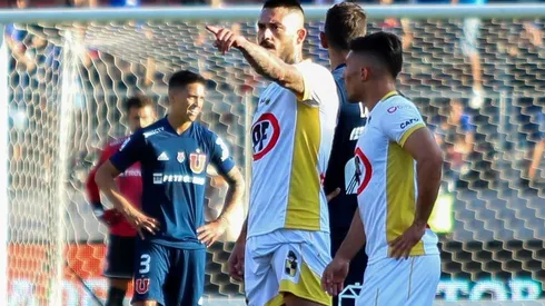 Mauricio Pinilla anota y amarga la fiesta de la U en el Estadio Nacional