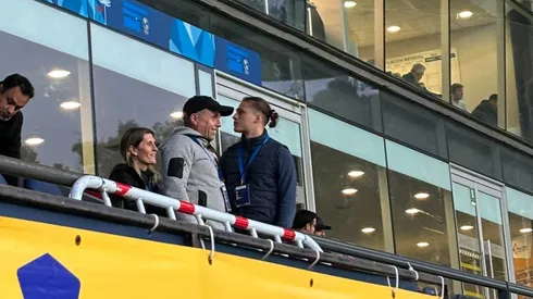 Gustavo Álvarez bien abrigado en el estadio Sausalito.