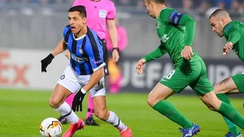 Alexis no podrá jugar, porque el partido fue suspendido.