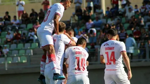 Copiapó y San Luis golearon en sus estrenos.