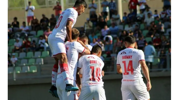 Copiapó y San Luis golearon en sus estrenos.