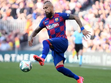 Video: Vidal sorprende al mundo y juega de delantero en Barça