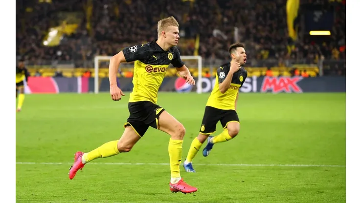 Erling Haaland festejando un gol con el Borussia