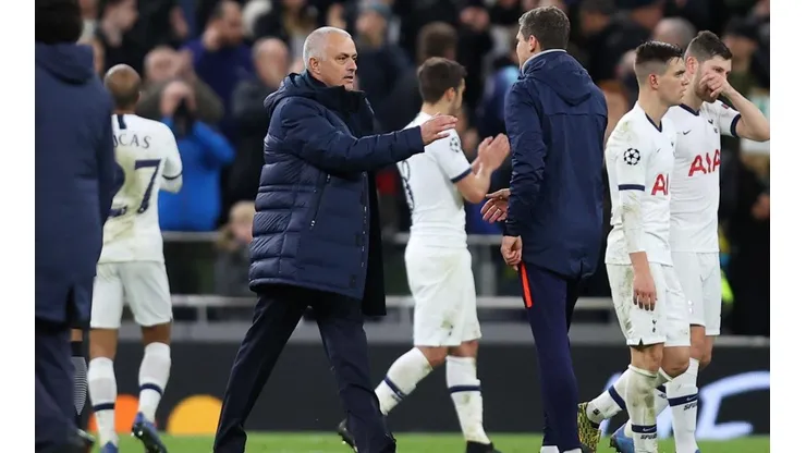 Mou ante el Leipzig.