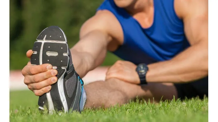 Calentar antes de hacer cualquier actividad física es clave para evitar lesiones y para rendir deportivamente mejor.