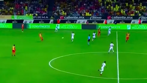 Video: el espectacular pase de Jorge Valdivia que saca aplausos en México