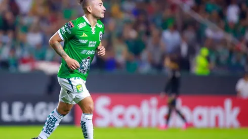 Meneses anotó un gran tanto