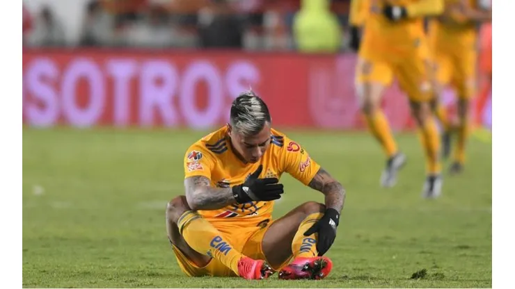 Vargas será baja en Tigres.