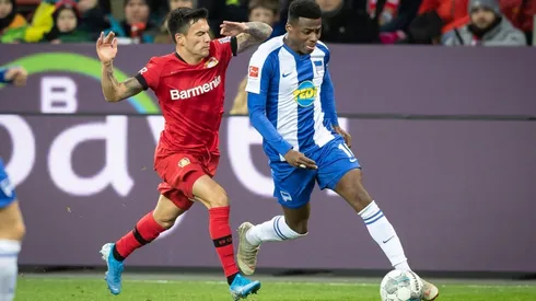 Charles iniciará de local este duelo europeo.