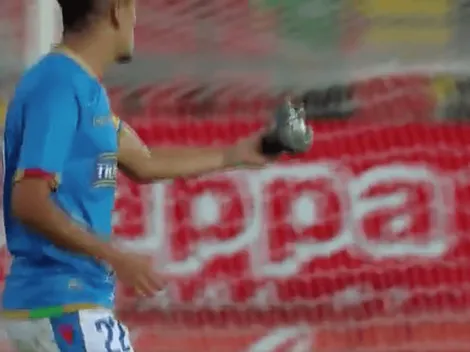 Zaguero de Unión fue amonestado por lanzar su zapato a Orellana