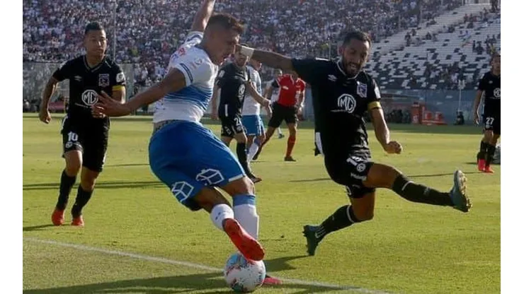 Pinares exhibiendo lujos en el Monumental.