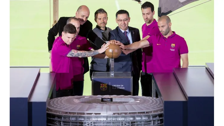 Bartomeu es acusado y se defiende.