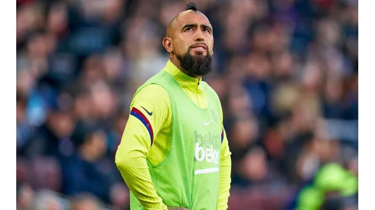 Diario Sport acusa enojo de Arturo Vidal por jugar pocos minutos en Barcelona