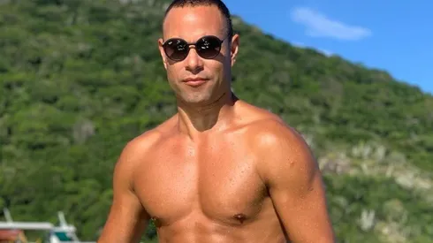 Bailarín Rodrigo Díaz presenta su pareja