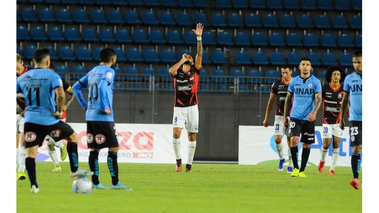 Iquique no levanta cabeza y Antofagasta se sigue encumbrando en el campeonato