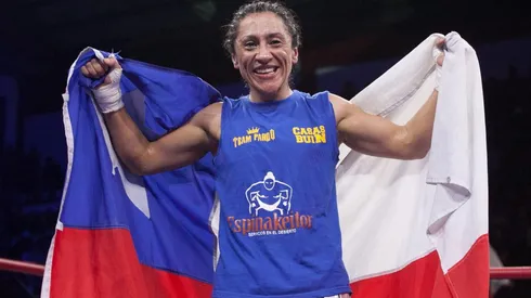 Crespita Rodríguez representando a Chile