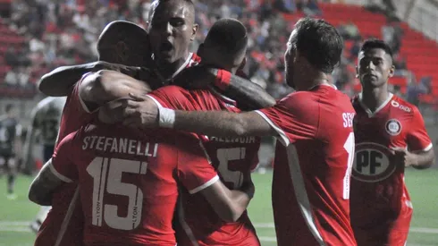 Calera recibe a La Serena, por el torneo nacional.