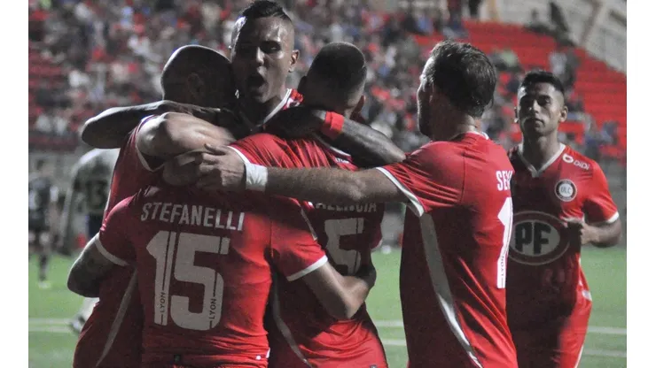 Calera recibe a La Serena, por el torneo nacional.