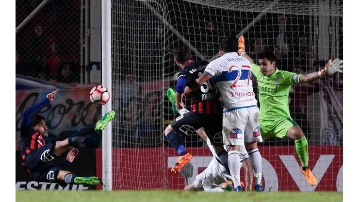 La tremenda pirueta de Blandi para el gol a la UC en el Nuevo Gasómetro