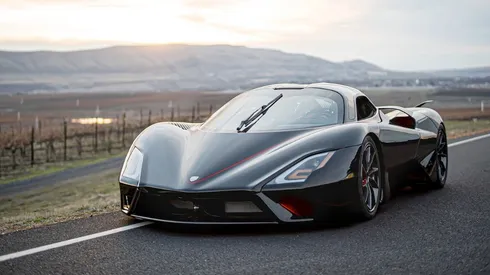 Este es el auto que casi llega a los 500 km/h