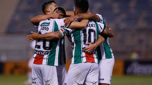 Palestino sigue celebrando.