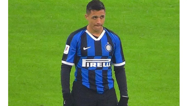 Alexis jugó los últimos 20 minutos de partido.