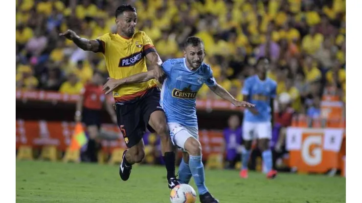 Sporting Cristal y Barcelona SC se enfrentan por la segunda fase previa de la Copa Libertadores.