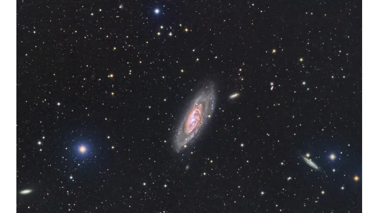 Captan extrañas señales desde otra galaxia que llegan cada 16 días