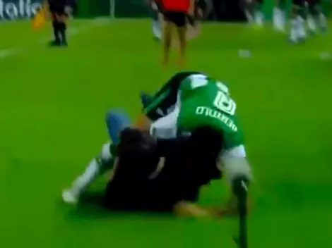 Falcioni termina en el piso tras choque con uno de sus dirigidos