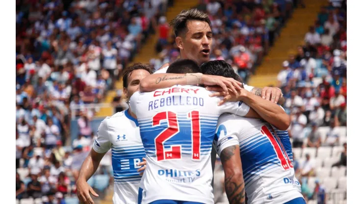 La UC gana 2-1 en el primer tiempo