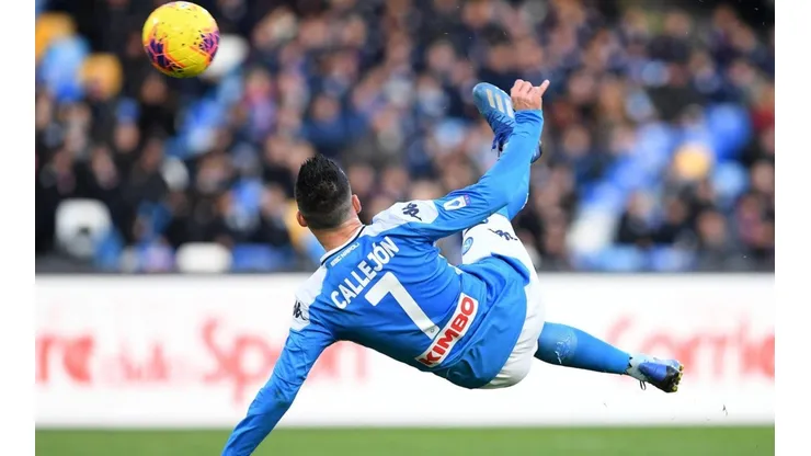 Callejón marcando el golazo de la jornada en Italia.