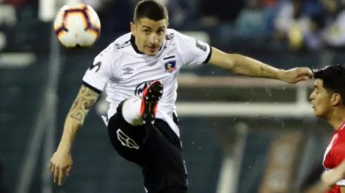 La salida de Carlos Carmona es una fórmula que ensayó Mario Salas en Colo Colo